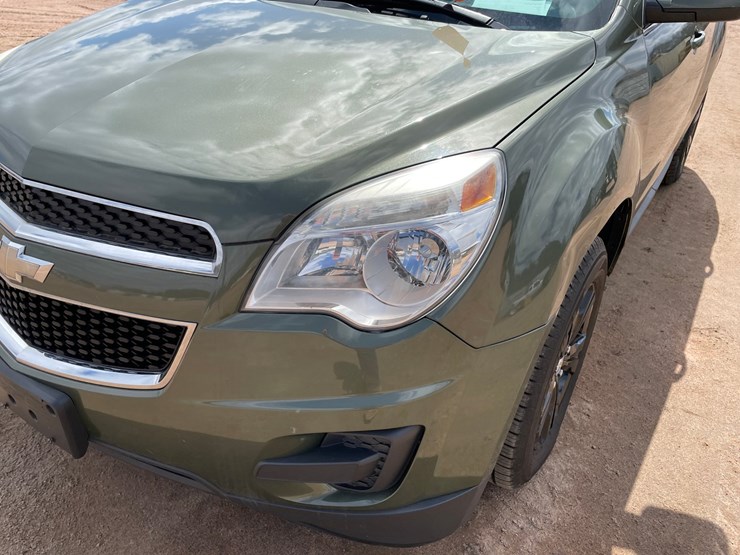 2015-chevrolet-equinox-lt-image-10