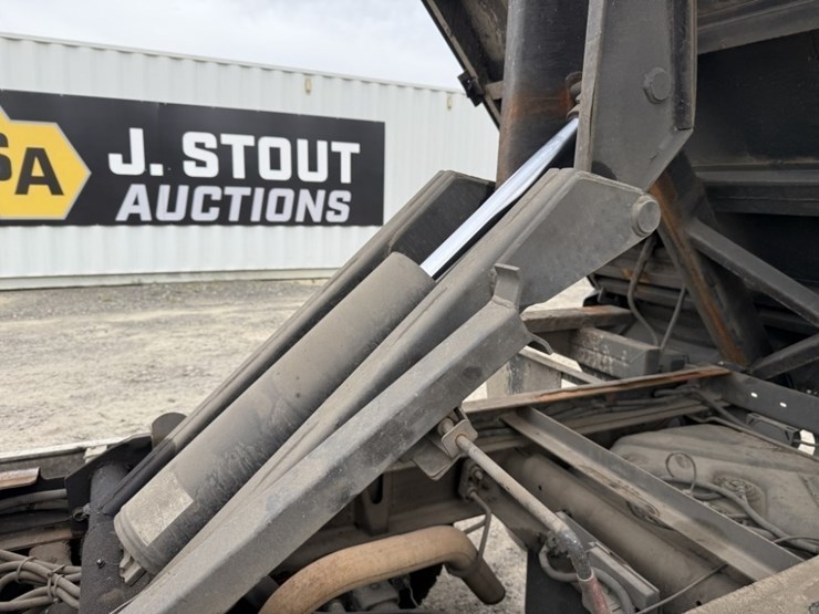 2013-liftmoore-3200ree-image-21