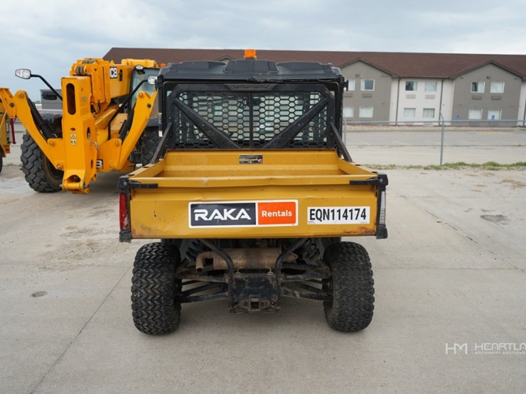 2019-caterpillar-cuv85-utv-image-5