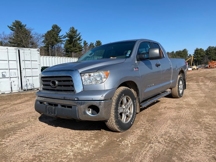 2007-toyota-tundra-image-1