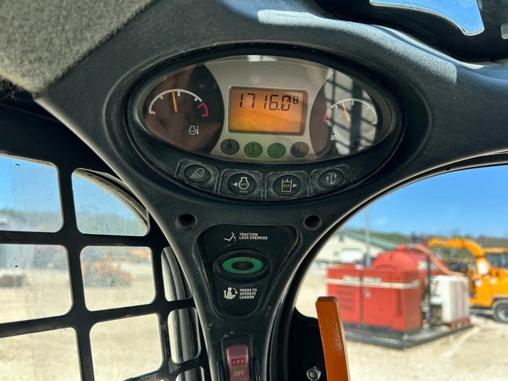 2019-bobcat-t595-image-26