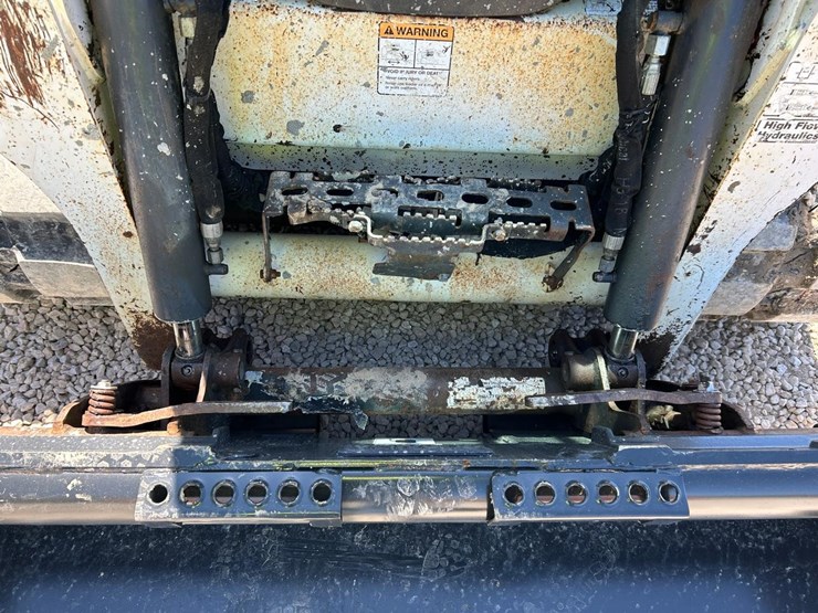 2019-bobcat-t595-image-10