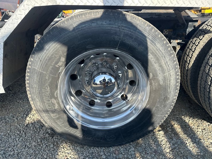 2006-kenworth-w900-image-79