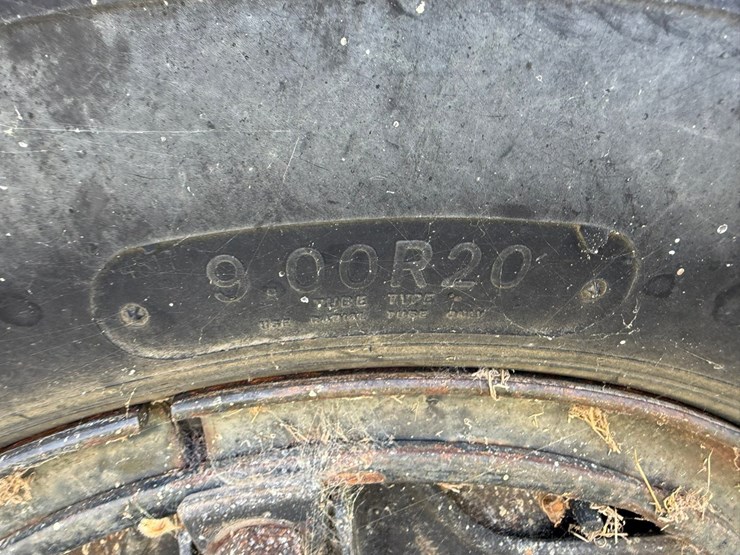 1982-ford-f700-image-11