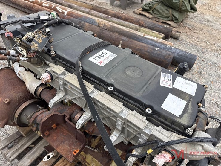 detroit-dd15-diesel-engine-image-6