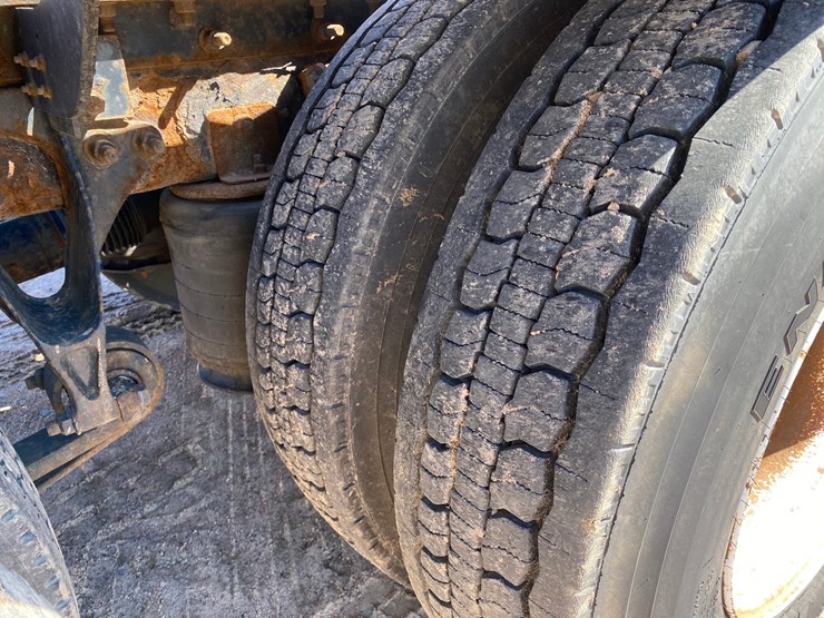 2007-caterpillar-c13-image-30