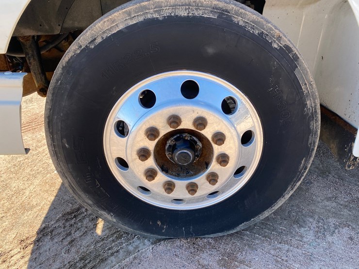 2007-caterpillar-c13-image-13