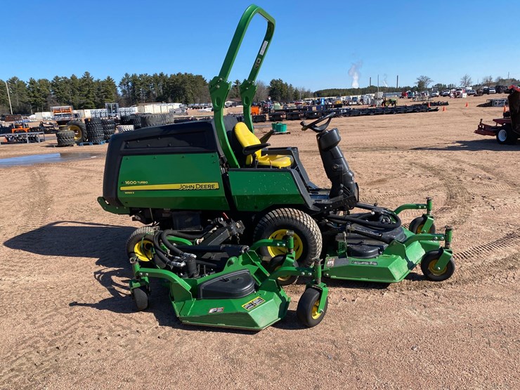 2014-john-deere-1600t-image-4