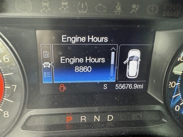 2017-ford-explorer-image-28