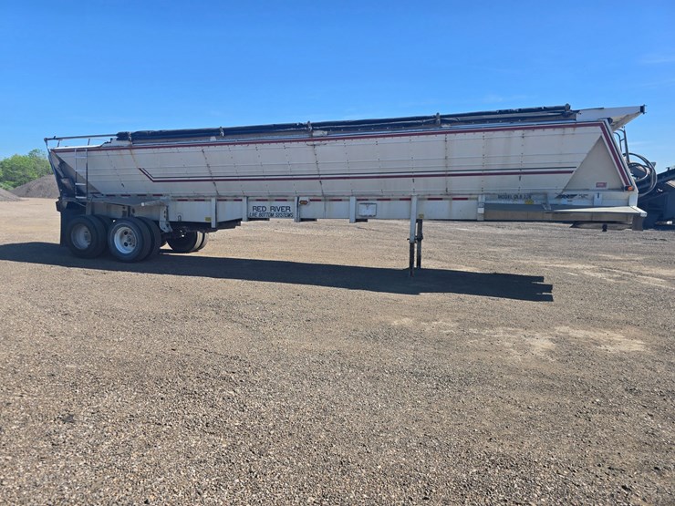 2000-red-river-live-bottom-image-26