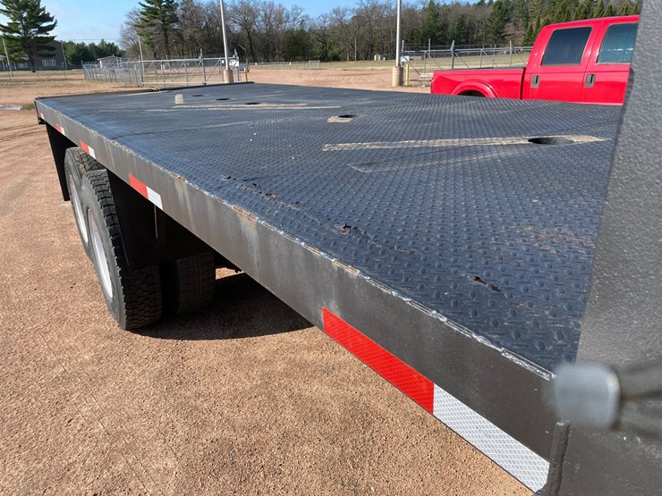 2004-international-7400-image-14