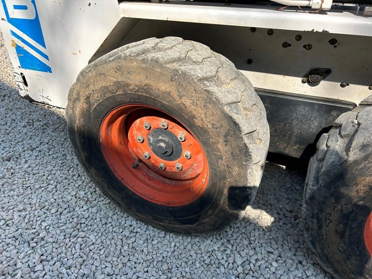 bobcat-742b-image-14