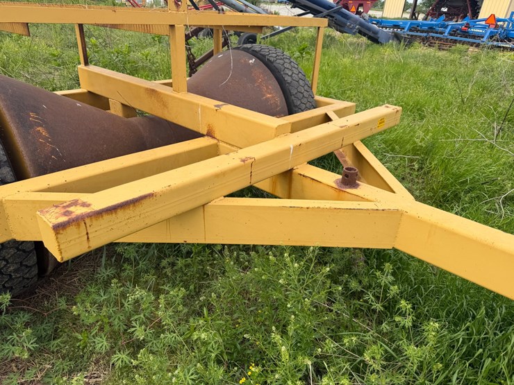 #46918-•-levee-packer-image-26