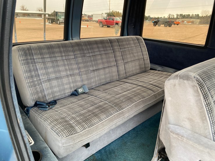 1985-chevrolet-astro-image-26