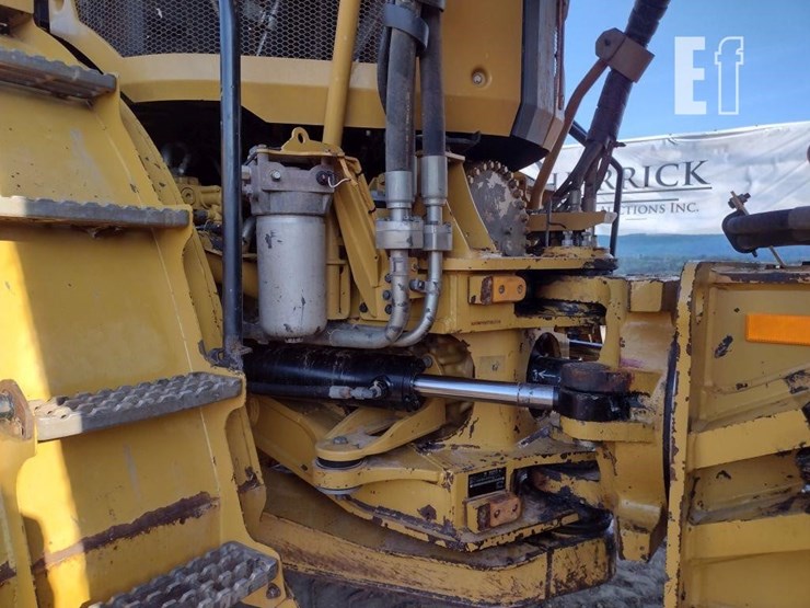 2019-caterpillar-745-image-20