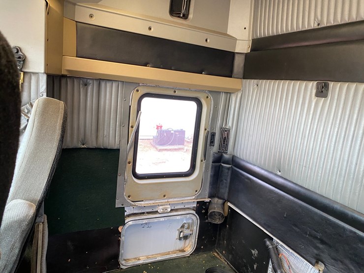 1998-kenworth-t800-image-36