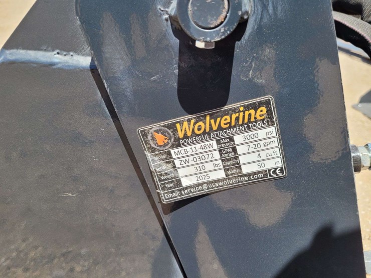 wolverine-mcb-11-48w-mini-skid-steer-combination-bucket-image-5