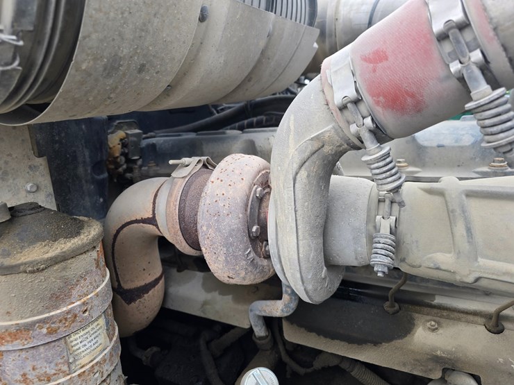 #22589-•-2006-mack-cv713-granite-roll-off-truck-image-33