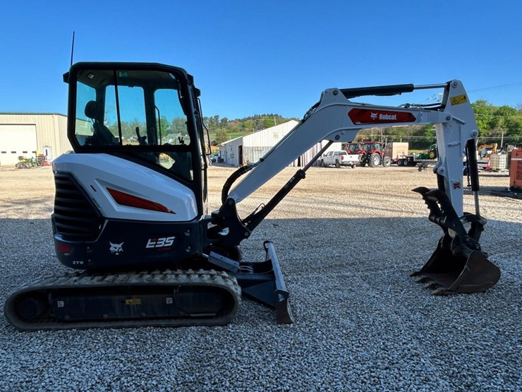 2025-bobcat-e35-image-5