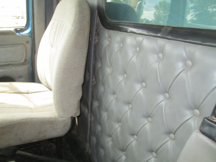 1999-caterpillar-c12-image-33