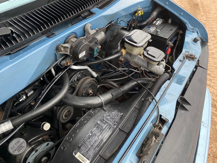 1985-chevrolet-astro-image-36