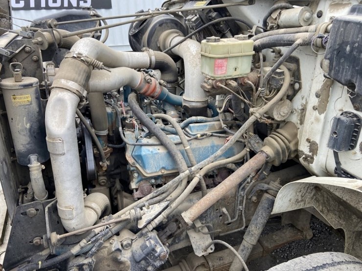 1995-international-4700-image-31