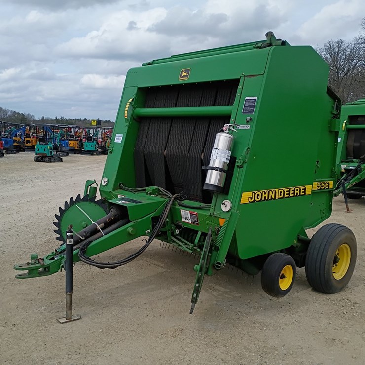 2000 JOHN DEERE 556