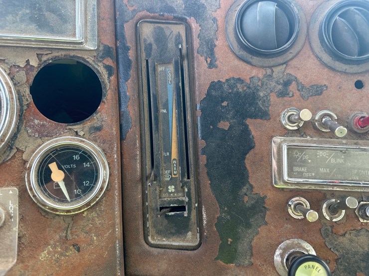 1997-cummins-m11-image-30