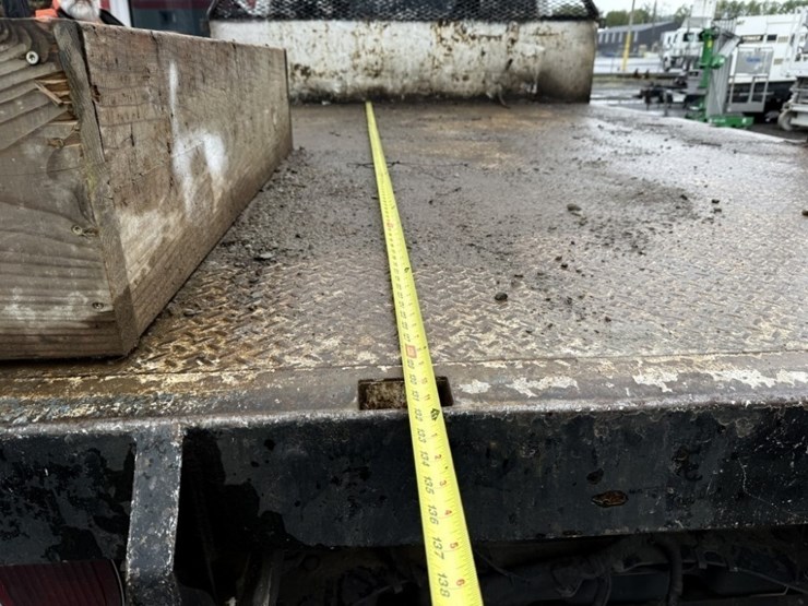 2009-ford-f550-sd-image-19