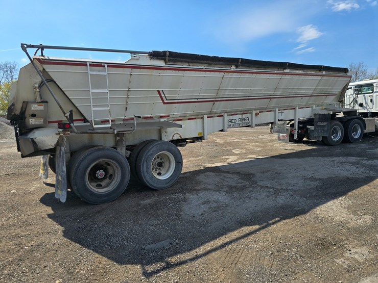 2000-red-river-live-bottom-image-22