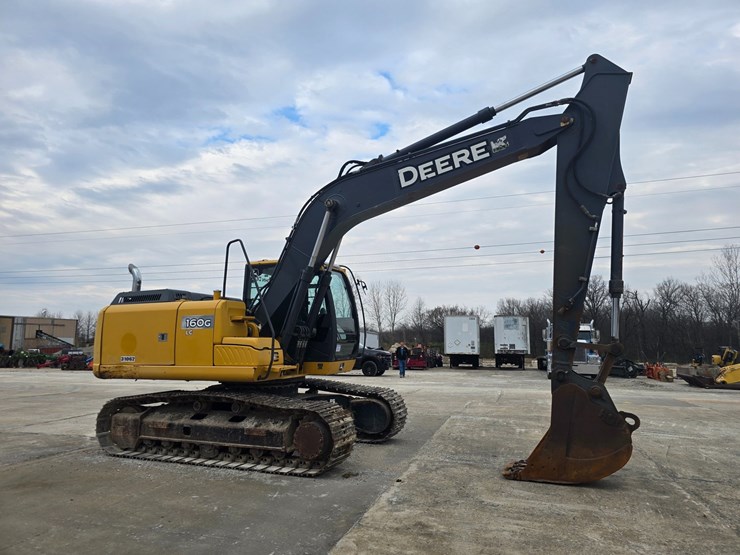 2014-deere-160g-lc-image-14