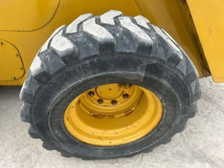 2014-caterpillar-262d-image-55