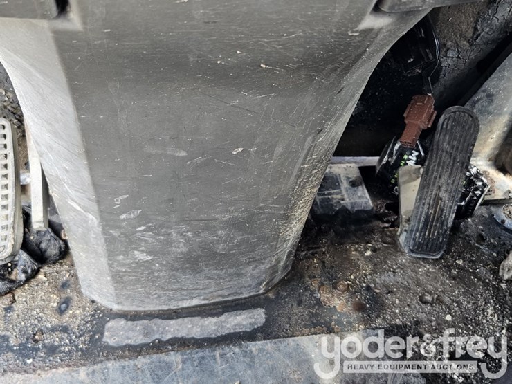 kubota-r630-image-29