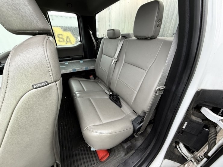 2017-ford-f550-sd-image-25