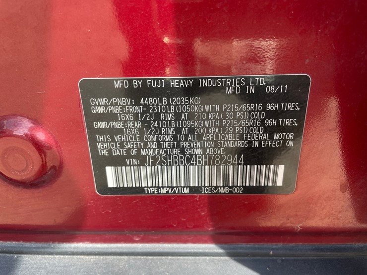 2011-subaru-forester-image-40