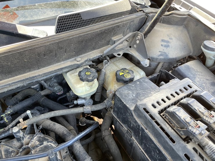 2011-cadillac-srx-image-47