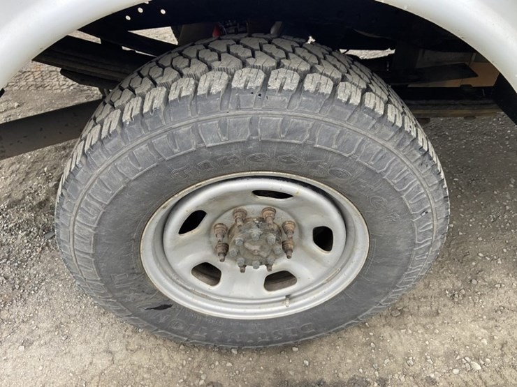 2016-ford-f350-sd-image-35