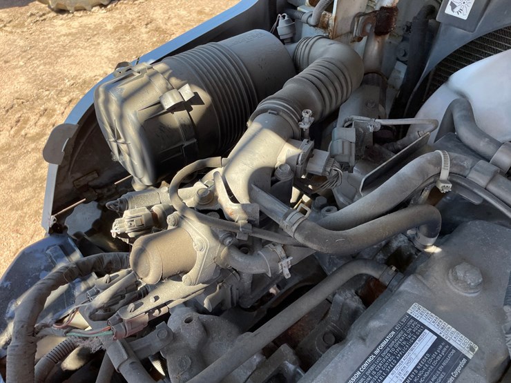 #1133-•-unicarriers-lp-forklift-image-29