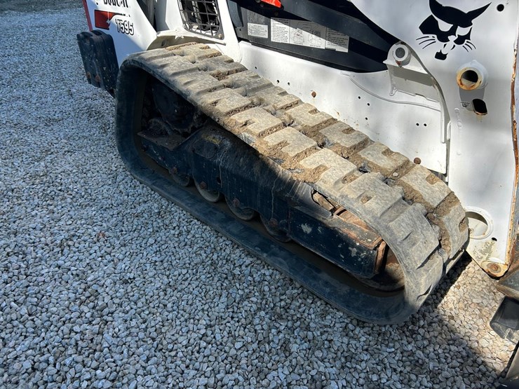 2019-bobcat-t595-image-12