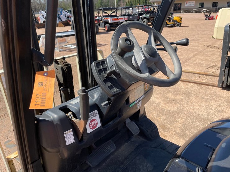 #1137-•-yale-4,000lb-lp-forklift-image-23