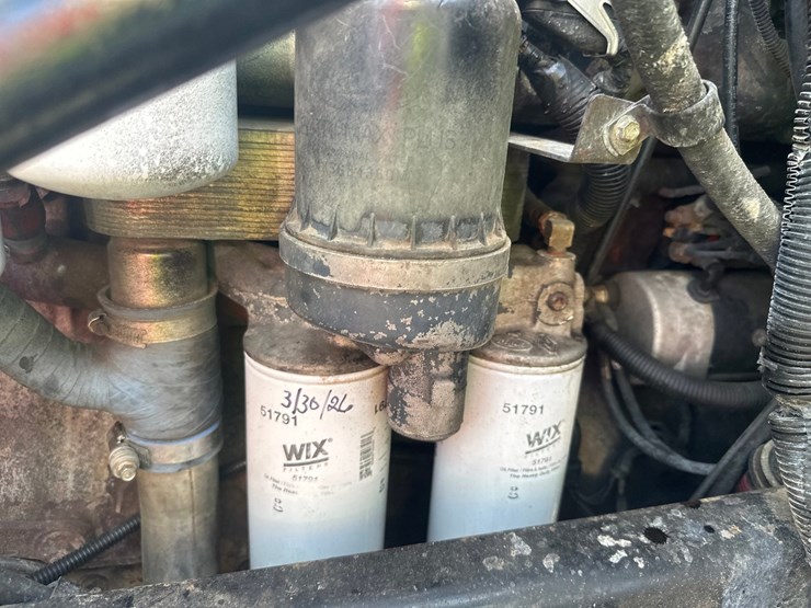 2002-mack-ch613-image-38