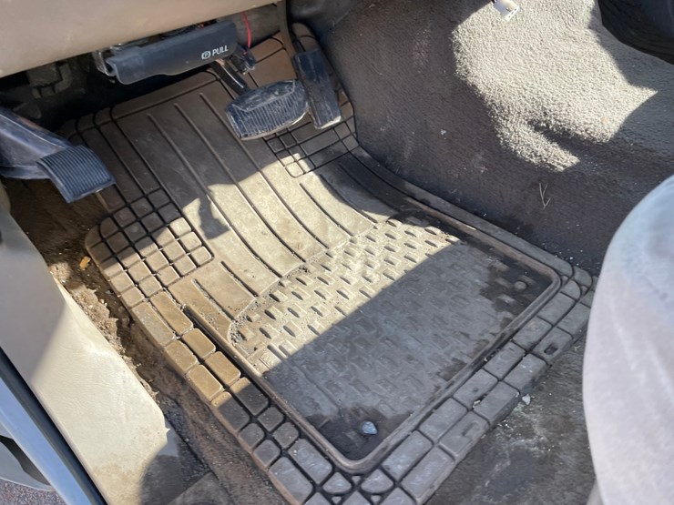 2001-ford-f250-image-32