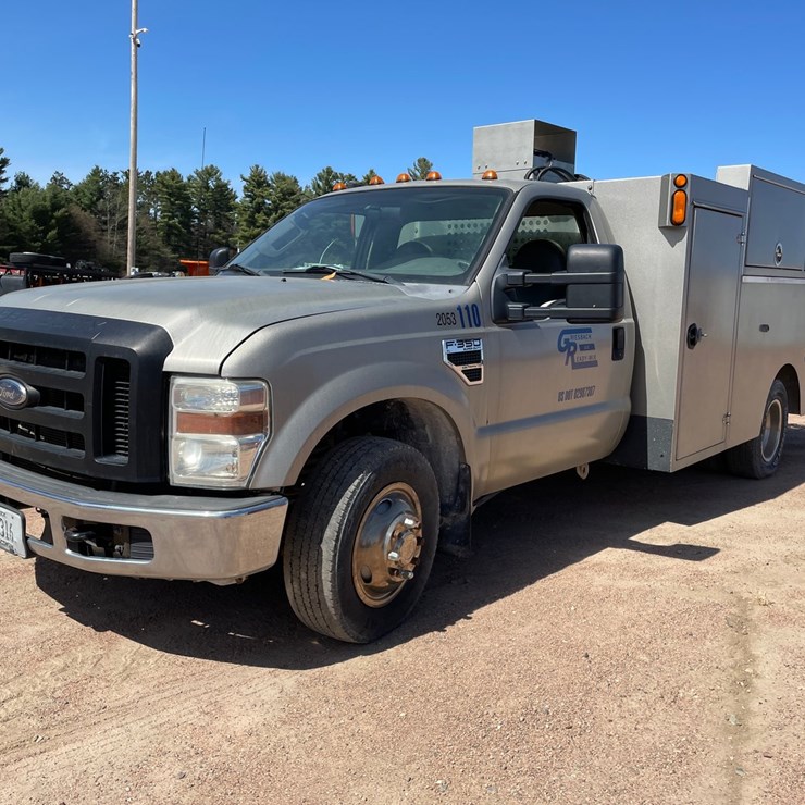 2009 FORD F350 XL
