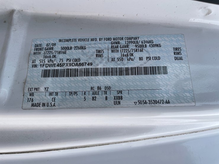 2009-ford-e450-image-61