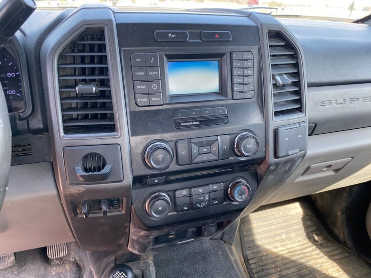 2018-ford-f450-image-38