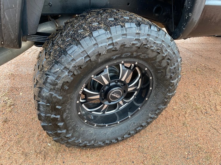 2005-dodge-2500-image-25