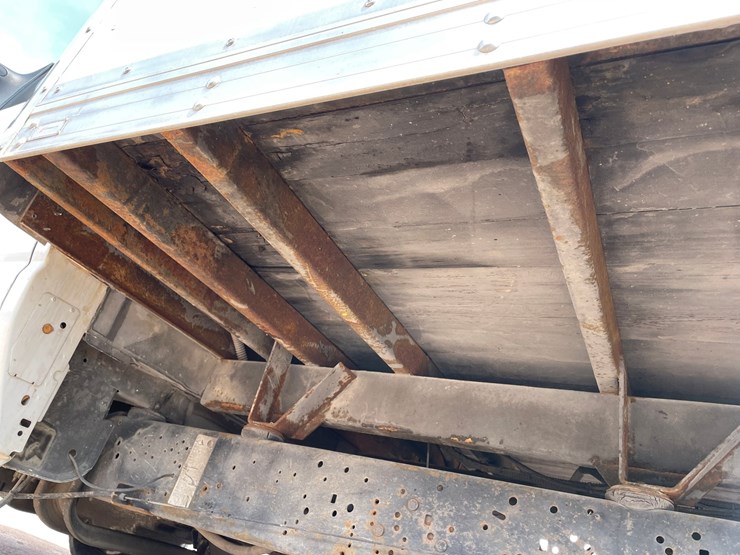 2009-ford-e450-image-39