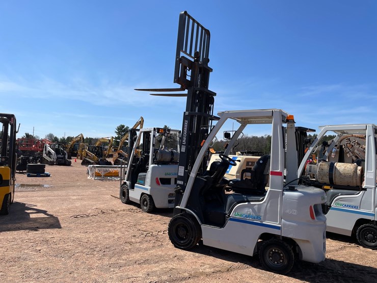 #1134-•-unicarriers-lp-forklift-image-18