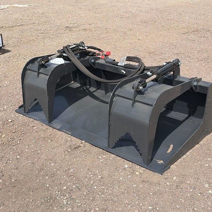 Unused 2026 Wolverine GB-11-72W Skid Steer Grapple Bucket Attachment