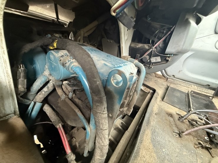 2006-international-durastar-4400-image-23